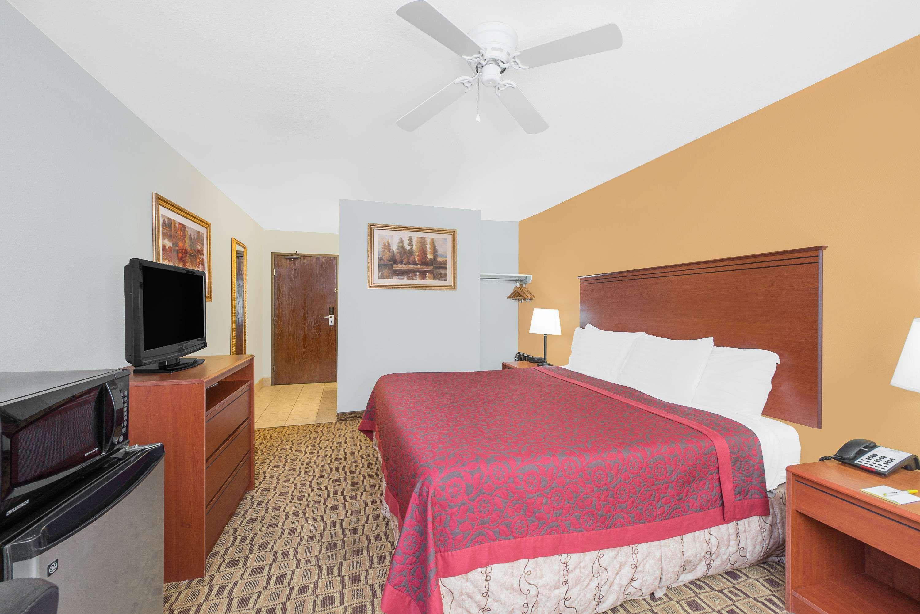 Days Inn By Wyndham Lamar מראה חיצוני תמונה